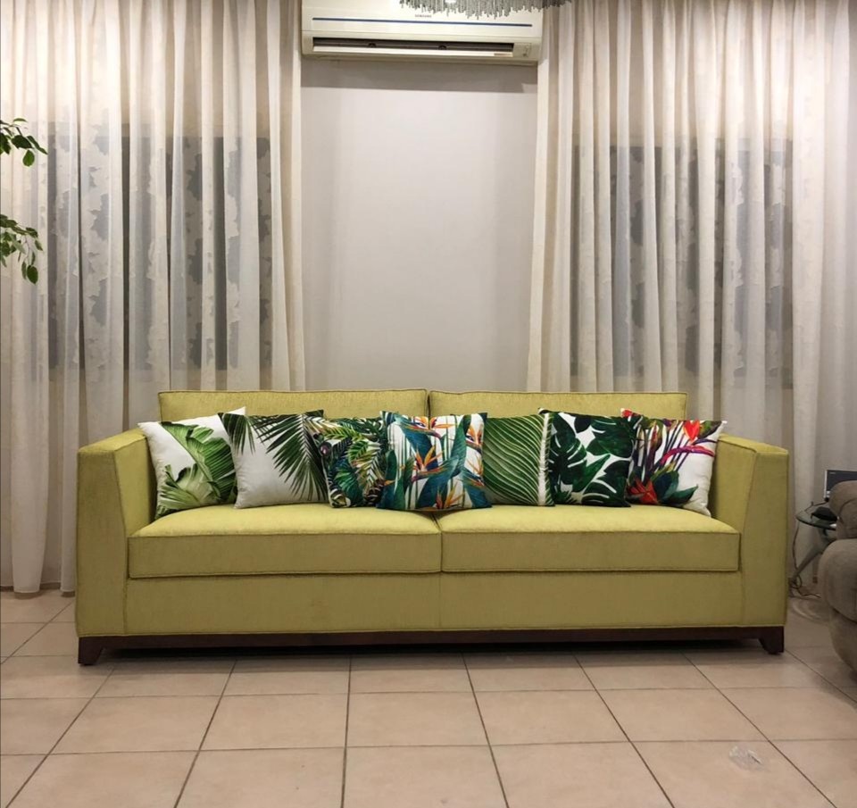 Modern curved armchair premium linen